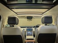 Land Rover Range Rover 3.0 Range Rover Autobiography Auto 4WD 5dr 26