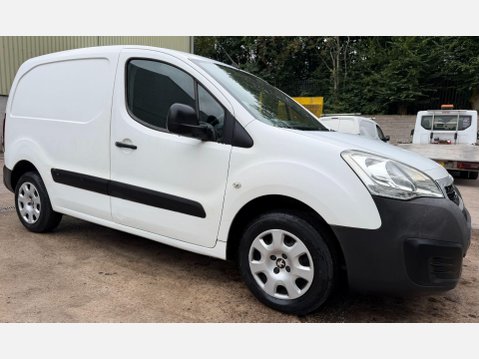 Peugeot Partner 1.6 BlueHDi 854 Professional Panel Van 5dr Diesel Manual L1 (112 g/km, 97.6 5