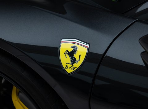 Ferrari SF90 Stradale 32