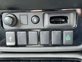 Mitsubishi Outlander 2.4 Outlander Design PHEV CVT 4WD 5dr 54