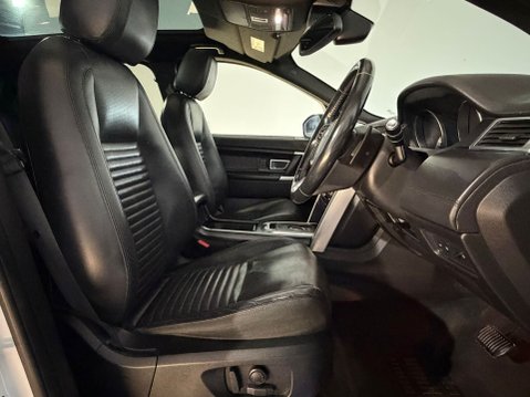 Land Rover Discovery Sport SD4 HSE LUXURY 16
