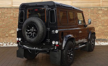 Land Rover 90 Autobiography 3