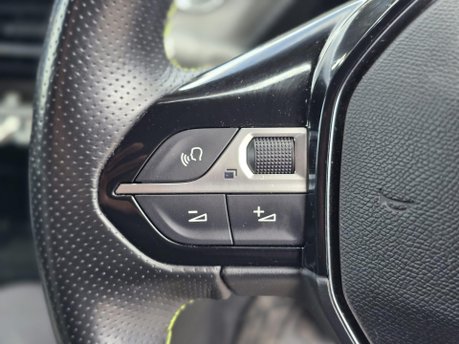 Peugeot e-208 50kWh GT Hatchback 5dr Electric Auto (136 ps) 18
