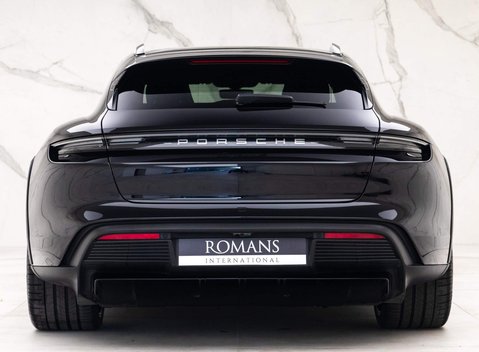Porsche Taycan 4 CROSS TURISMO 23