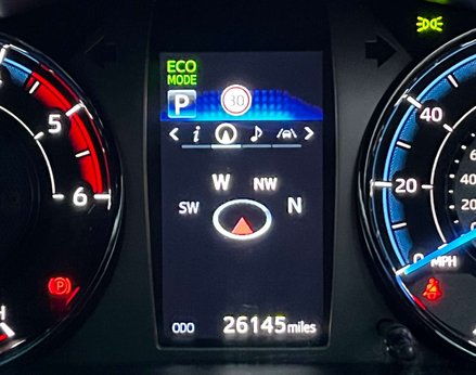 Toyota Hilux 2.8 HI-Luxury Invincible X D-4D 4WD Double Cab Auto 4WD 5dr 25