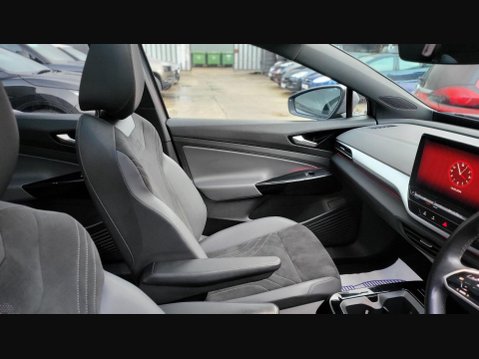 Volkswagen Id.5 Pro Performance 77kWh Style Auto 5dr 29
