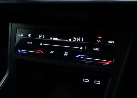 Volkswagen Polo 1.0 Polo R-Line TSi 5dr 31