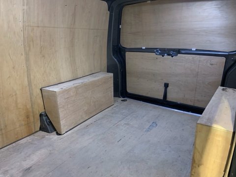 Volkswagen Transporter T28 TDI P/V HIGHLINE 9