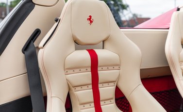 Ferrari F8 Tributo Spider 15