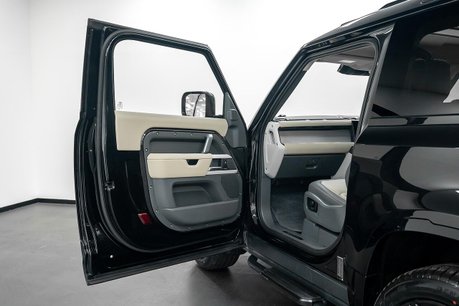 Land Rover Defender 3.0 D250 MHEV X-Dynamic HSE SUV 3dr Diesel Auto 4WD Euro 6 (s/s) (250 ps) 16