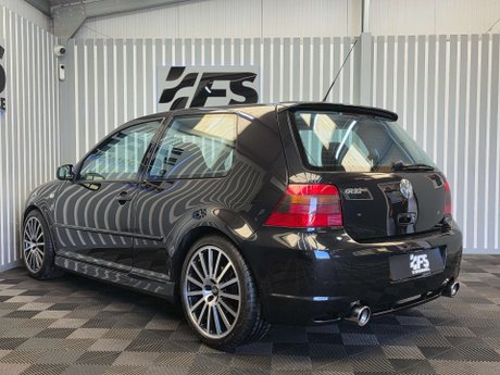 Volkswagen Golf 3.2 R32 Hatchback 3dr Petrol Manual (276 g/km, 240 bhp) 4