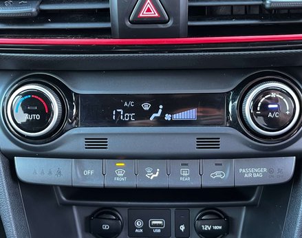 Hyundai KONA 1.6 Kona Premium GT 4x4 Semi-Auto 4WD 5dr 54