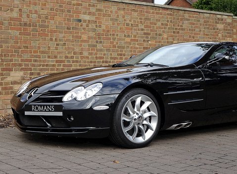 Mercedes-Benz SLR McLaren 13