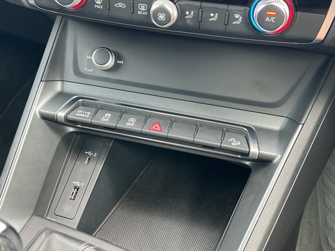 Audi Q3 TFSI QUATTRO S LINE 28