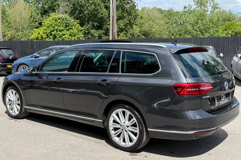 Volkswagen Passat GT TSI EVO DSG - PANORAMIC SUNROOF -19 INCH ALLOYS - ONE OWNER 2