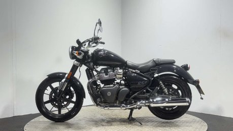 Royal Enfield Super Meteor 2024 6K 12 MONTHS MOT SUPER CLEAN BIKE CRUISER 650 A2 READY 4