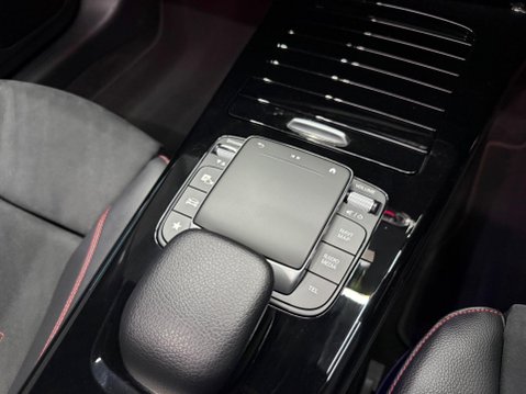 Mercedes-Benz A Class 1.5 A180d AMG Line (Premium Plus 2) 7G-DCT Euro 6 (s/s) 5dr 12