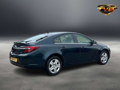 Vauxhall Insignia 1.6 Insignia Design Nav CDTi Automatic 5dr *NATIONAL DELIVERY* 7