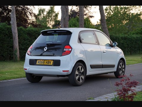 Renault Twingo 1.0 SCe Play Euro 6 5dr 13