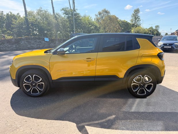 Jeep Avenger SUMMIT 4
