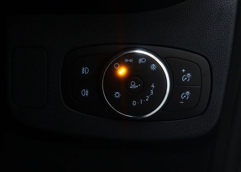 Ford Puma 1.0 Puma Titanium MHEV Auto 5dr 37