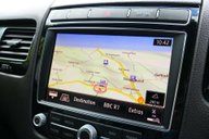 Volkswagen Touareg 3.0 Touareg V6 R-Line TDI BlueMotion Technology Auto 4WD 5dr 30