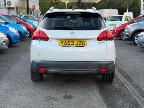 Peugeot 2008 1.6 e-HDi Allure SUV 5dr Diesel EGC Euro 5 (s/s) (92 ps) 5