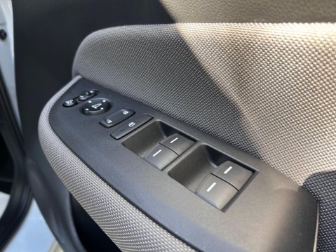 Honda Jazz I-MMD CROSSTAR EX 37