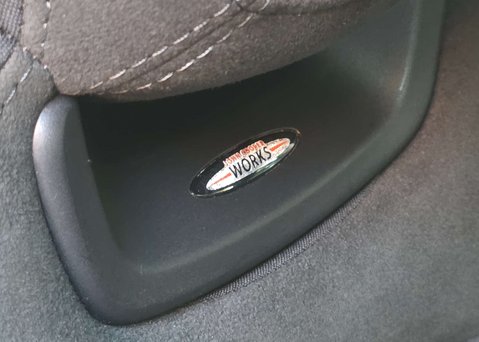 Mini Hatch 2.0 Cooper S Sport Auto 3dr 27