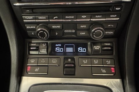 Porsche 911 CARRERA S PDK 24