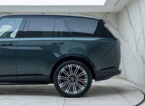 Land Rover Range Rover P530 SV 39