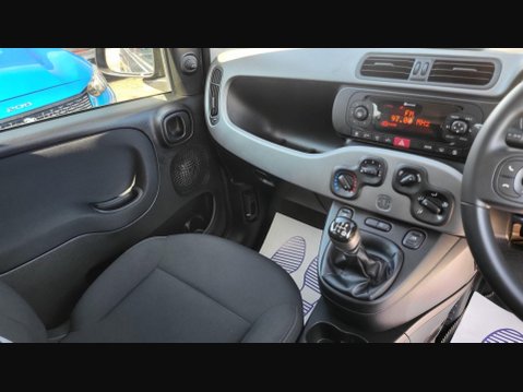 Fiat Panda WAZE EDITION 17