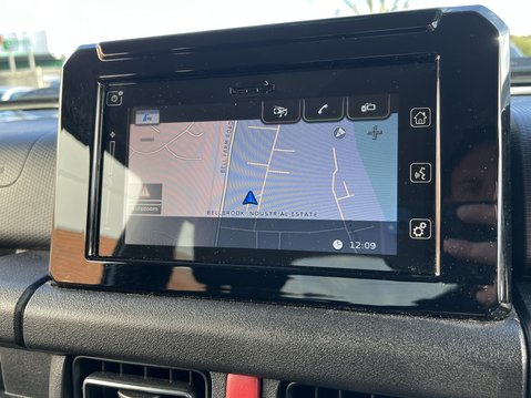 Suzuki Jimny 1.5 SZ5 ALLGRIP 3dr 26