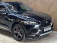 Jaguar F-Pace 3.0 F-PACE V6 S AWD D Auto 4WD 5dr 16