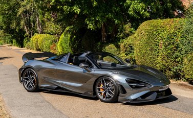 McLaren 765LT Spider 4