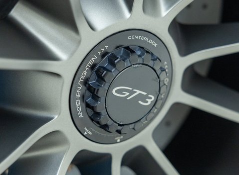 Porsche 911 GT3 (991) 33
