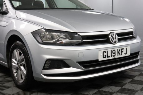 Volkswagen Polo SE TSI 24