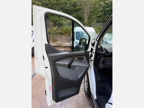 Ford Transit Custom 2.0 TDCi 310 Panel Van 5dr Diesel Manual L1 H1 (157 g/km, 104 bhp) 37
