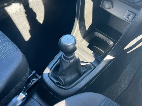 Suzuki Swift SZ3 28