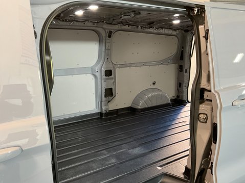 Ford Transit Custom 2.0 280 EcoBlue Limited L2 H1 Euro 6 (s/s) 5dr 9