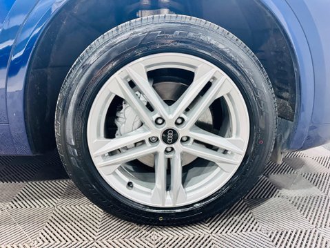 Audi Q5 2.0 TDI 40 S line S Tronic quattro Euro 6 (s/s) 5dr 20