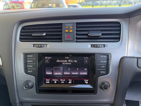 Volkswagen Golf 1.6 TDI BlueMotion Tech Match Euro 5 (s/s) 5dr 31