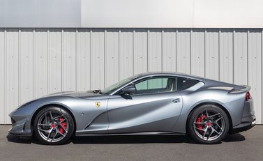 Ferrari 812 Superfast 2