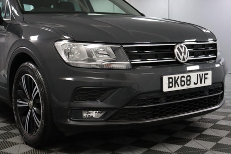 Volkswagen Tiguan SE NAV TSI 23