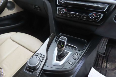 BMW 4 Series 3.0 430d M Sport Coupe 2dr Diesel Auto xDrive Euro 6 (s/s) (258 ps) 9