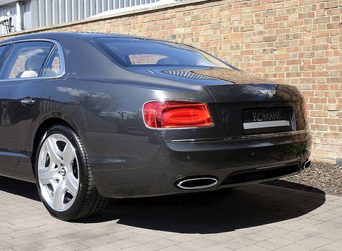 Bentley Flying Spur W12 Mulliner 8