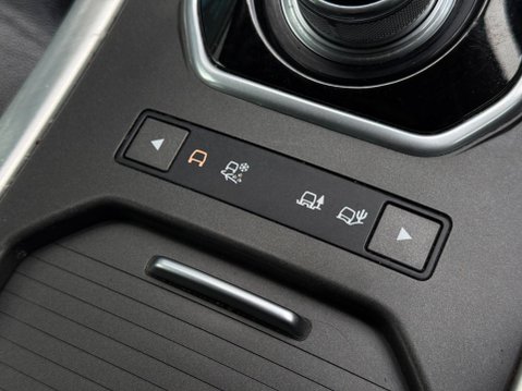 Land Rover Range Rover Evoque 2.2 SD4 Pure Auto 4WD Euro 5 (s/s) 5dr 84