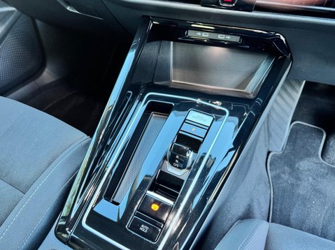 Volkswagen Golf STYLE ETSI DSG 14