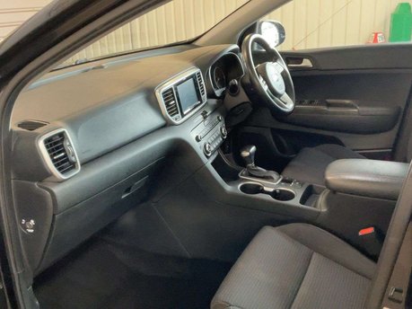 Kia Sportage 1.6 Sportage 2 CRDi ISG Semi-Auto 5dr 9