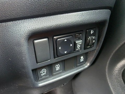 Nissan Juke 1.5 dCi N-Connecta Euro 6 (s/s) 5dr 16